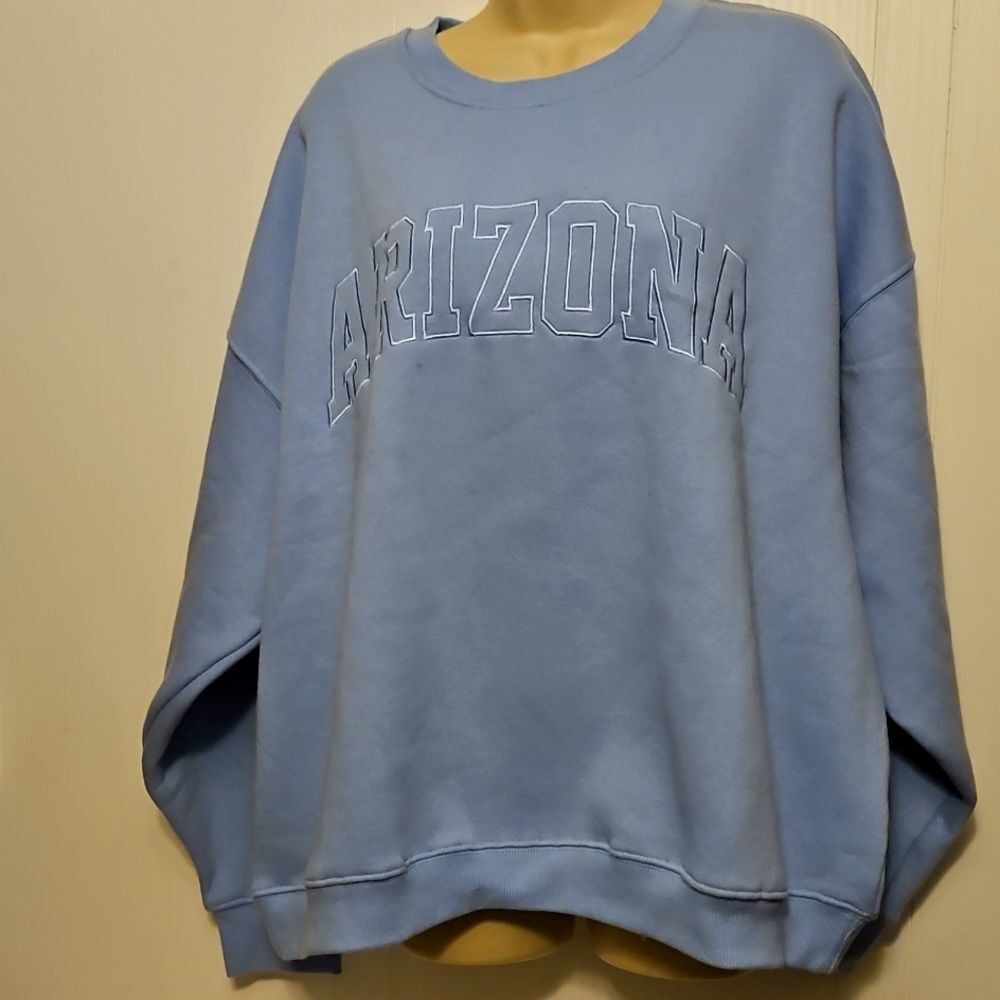 State of Mind sweatshirt new